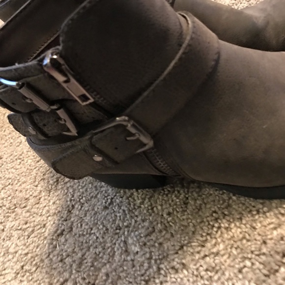 Booties - Picture 4 of 4